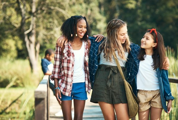 Conseils pour préparer la valise de votre enfant pour une colonie de vacances à Lyon